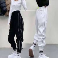 2021秋季运动裤女宽松百搭潮休闲韩版黑白色重工束脚卫裤