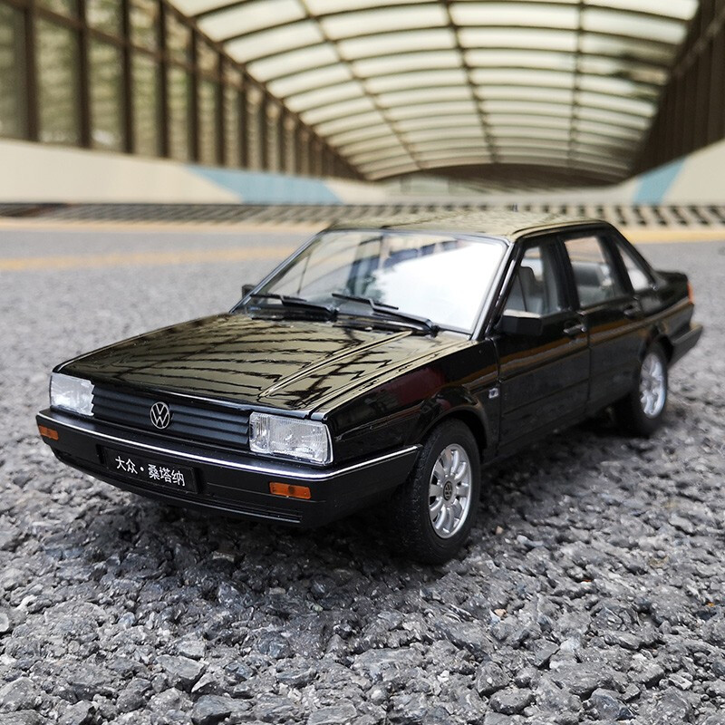 威利 汽车模型 1:18大众桑塔纳/普桑 santana合金车模 合金车模 收藏