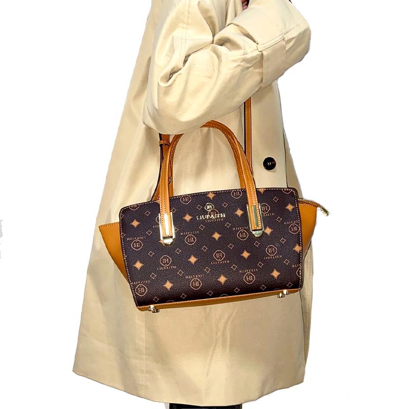 [苏宁宜品]星星/旋风印花翅膀包LH2208