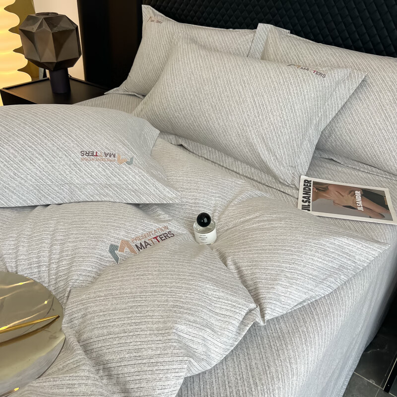 悠梦嘉居 全棉长绒棉磨毛刺绣四件套 1.5/1.8床可使用 被套+床单+枕套*2 中性灰 YJ-14569高清大图