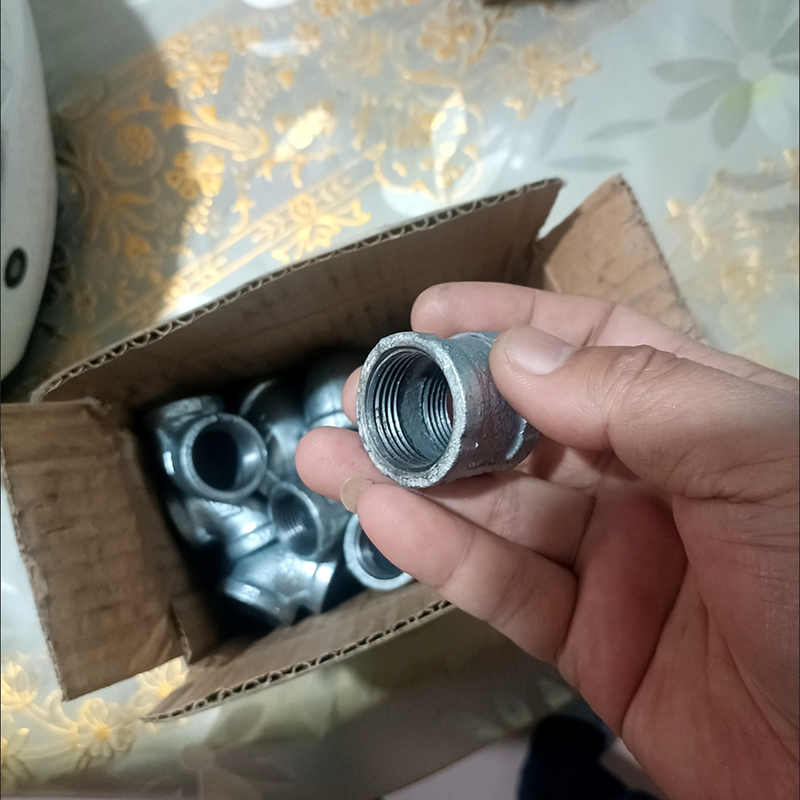 洋蝲蝲 管箍 DN200 单位:个高清大图