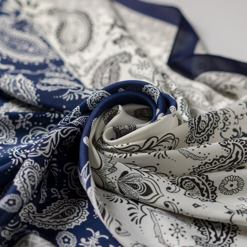 盛世尼曼佩斯利纹男士丝巾英伦小方巾衬衫领巾小围巾复古薄款送丝巾扣