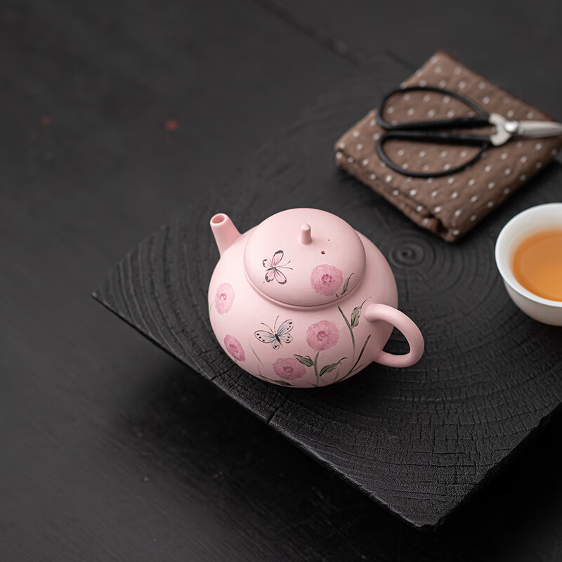 苏氏陶瓷/SUSHI CERAMICS J1070 紫砂手绘粉泥蝶恋花古月壶陈瑞玲老师作品高清大图