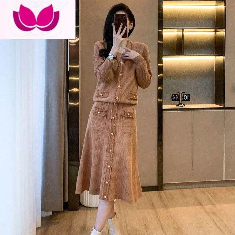 七斓针织套装女2023新款高级感时尚小香风毛衣裙子套洋气冬季