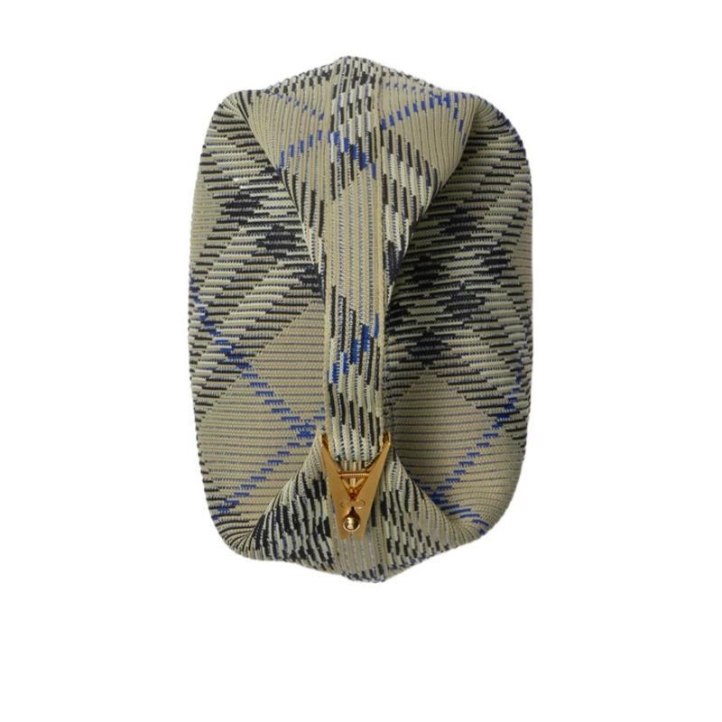 博柏利(BURBERRY)女士单肩包中号Peg旅行袋拉链开合拉丝金属配件
