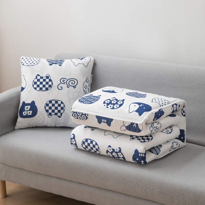 無印良品 招财猫抱枕被 MJ-Q2023-307 合起-40*40cm打开-110*150cm高清大图