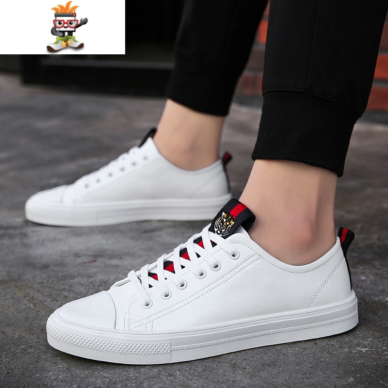 春季男鞋2022新款小白鞋男士韩版白鞋英伦板鞋男百搭白色潮流鞋子闪潮