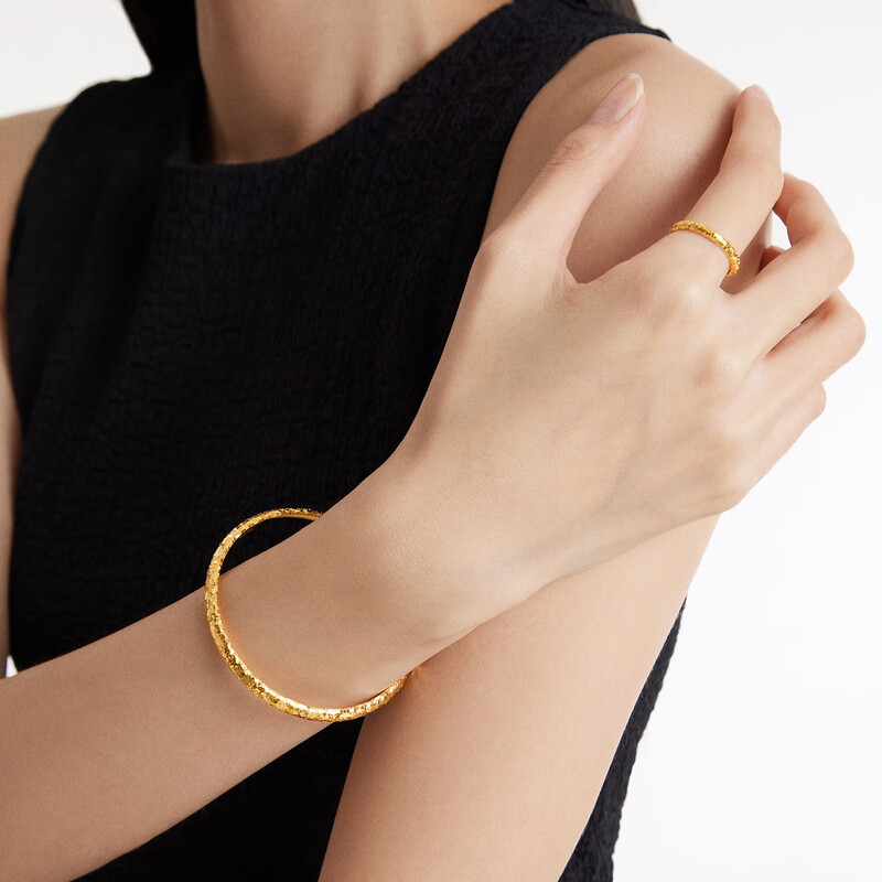 周大福碎冰冰碎金金碎碎金足金黄金戒指女计价(工费280)EOF1703送生日礼物高清大图