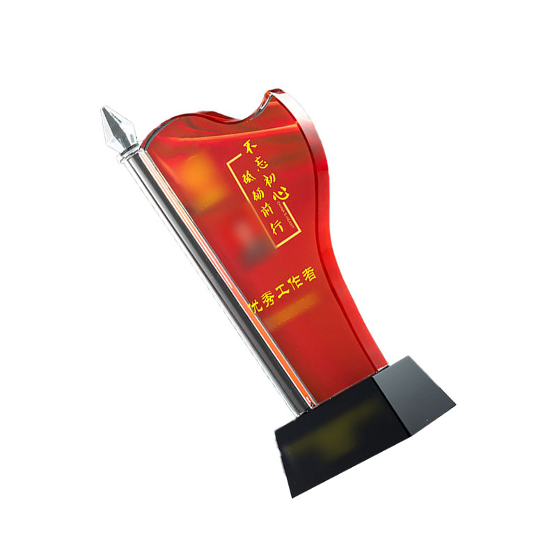 优彩嘉 政治生日纪念奖杯 红旗款 J-09 单位:个高清大图