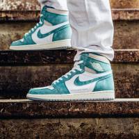 Air Jordan1 AJ1 灰粉 脏粉翻毛皮个性做旧黑脚趾 蒂芙尼绿麂皮运动高帮篮球鞋555088-311