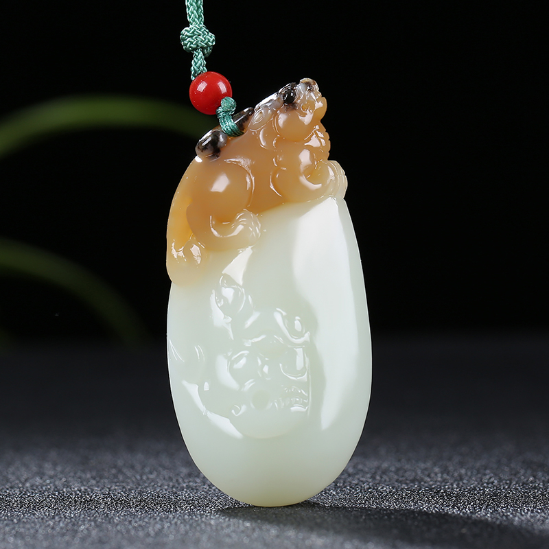 [纳福]新疆和田玉貔貅吊坠玉佩且末糖白玉瑞兽挂件天然玉石