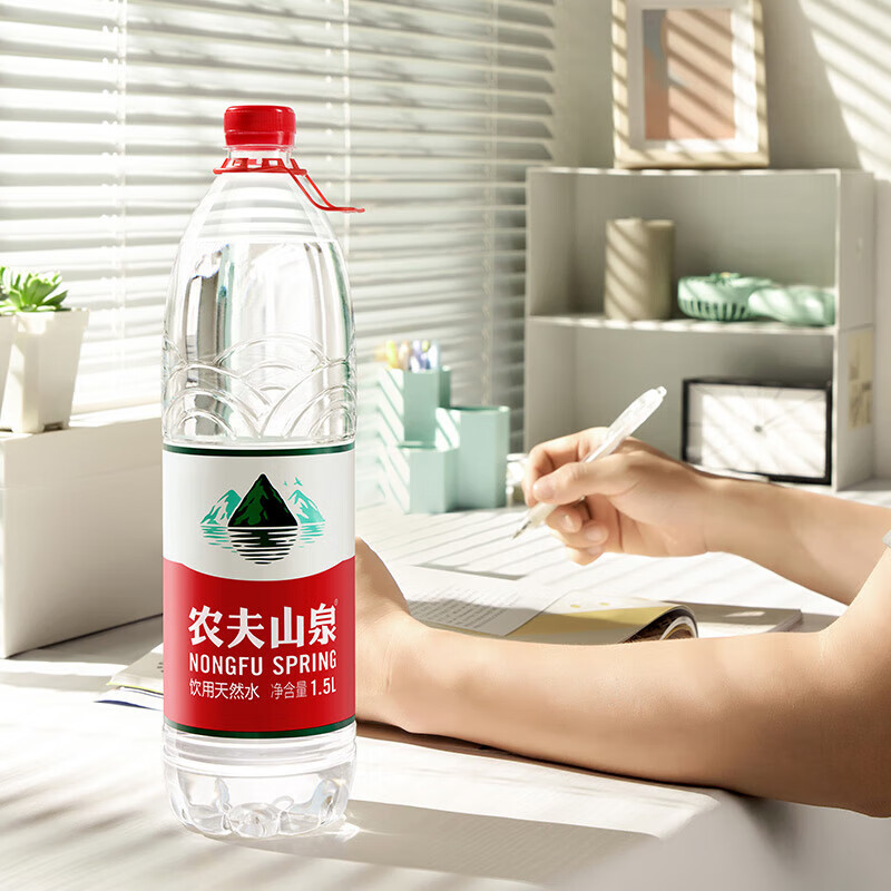 农夫山泉 1.5L*12瓶 饮用天然水高清大图