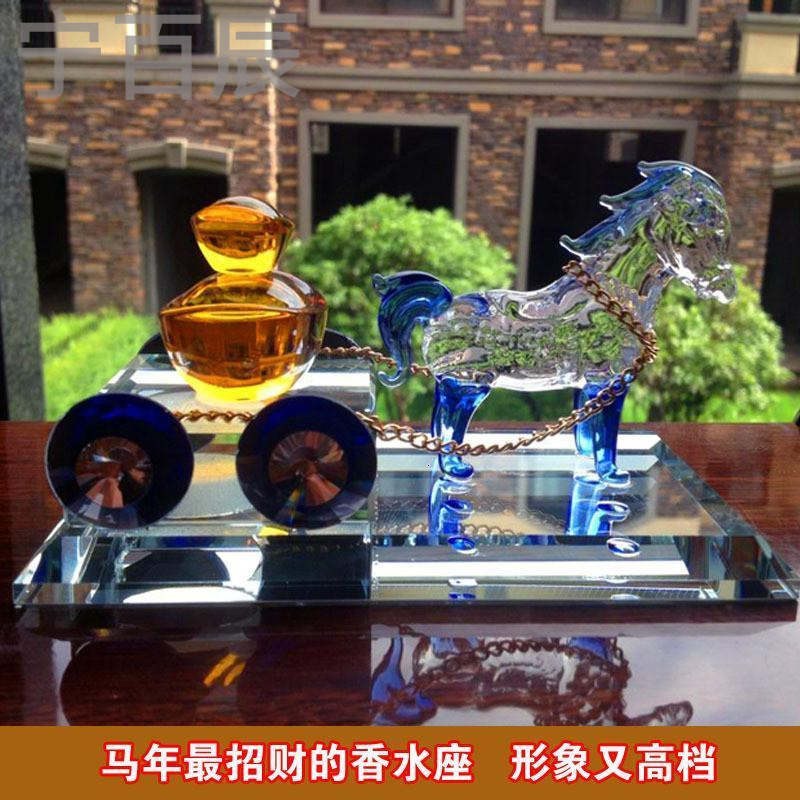 宁百辰汽车香水车内饰品创意马拉车水晶摆件车用车载座式香水除异味