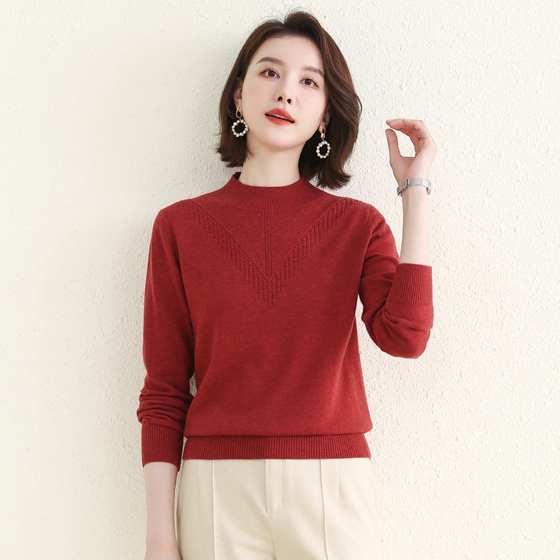 恒源祥纯色半高领羊毛衫女秋冬新款几何绞花烫钻针织衫妈妈装上衣