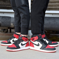 耐克 AIR Jordan 乔1 陈冠希联名白丝绸 倒钩 禁止转售 银河3M反光中帮潮流 男士篮球鞋