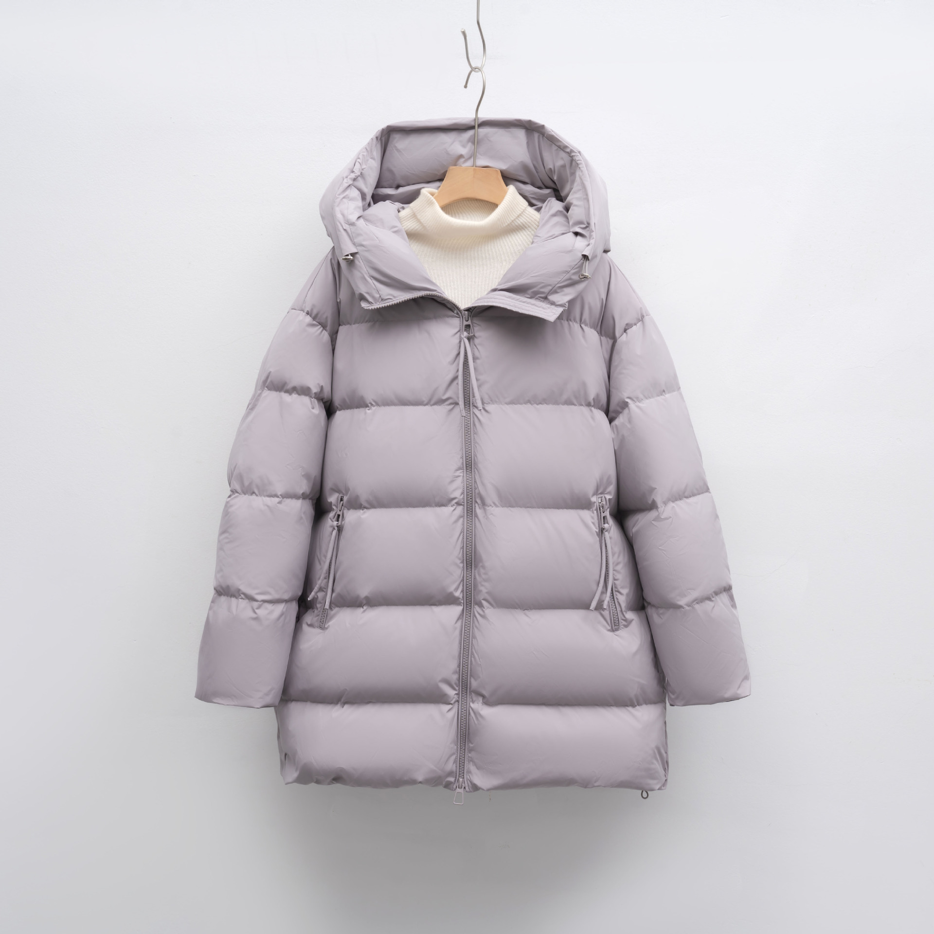 白鸭绒纯色简约连帽羽绒服女宽松新款冬中长款加厚外套潮高清大图