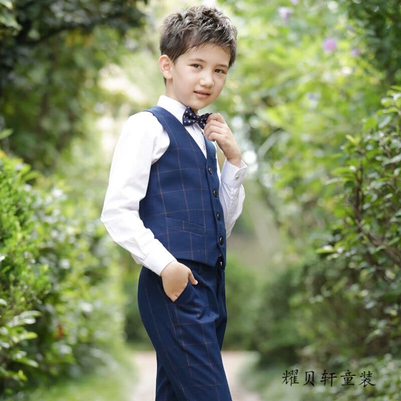 迪鲁奥(DILUAO)男童礼服马甲男孩套装花童主持人儿童马夹西装表演大童钢琴演出服 藏青格子马甲四件套图片