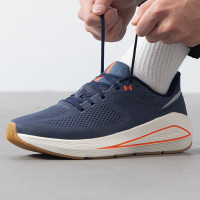 安德玛（Under Armour）跑鞋男鞋冬季新款运动鞋轻便缓震休闲户外透气耐磨跑步鞋 3028002-044 41