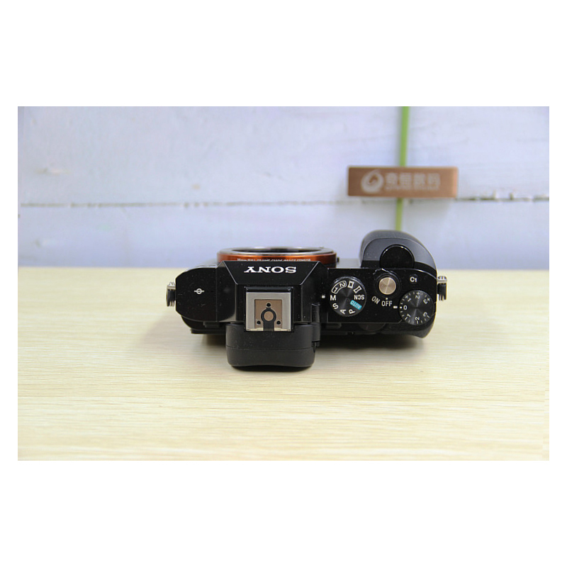 【二手95新】索尼/SONY 索尼ILCE-7R 【单机身】 a7r /A7R全画幅，眼控自动对焦，防尘防水滴