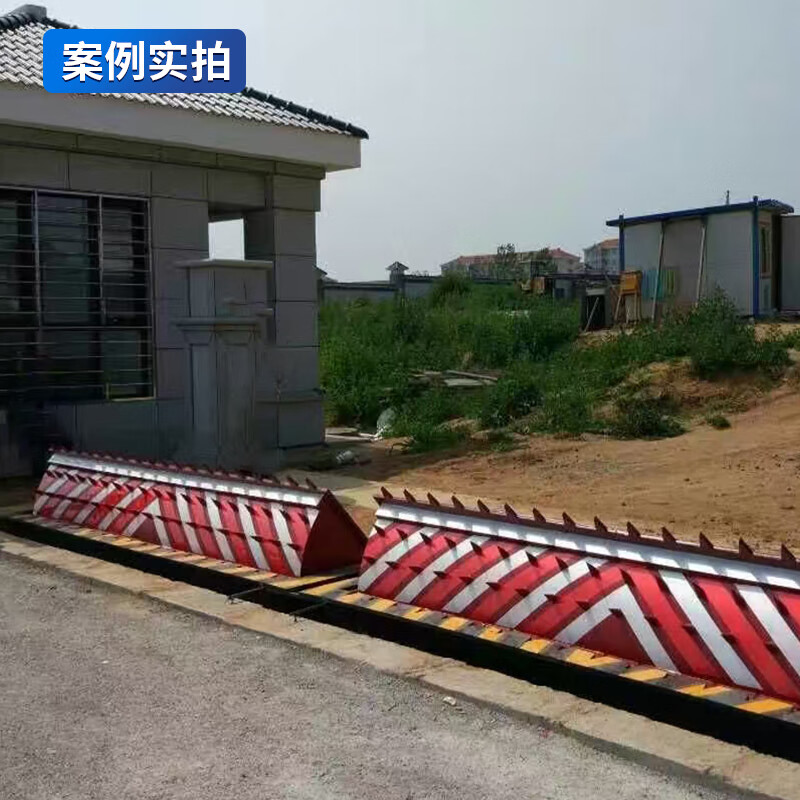 启功液压翻板路障机电动升降带刺道路设施防撞阻车器每米QG-JZLZJ15高清大图