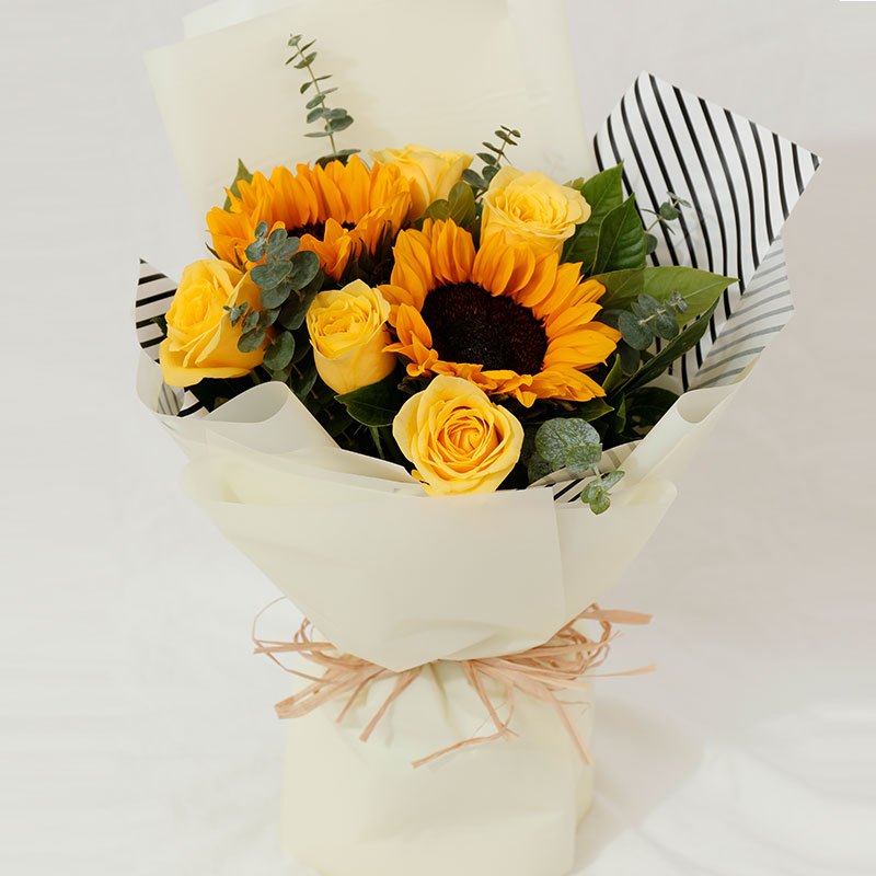 爱花居鲜花速递同城送花全国配送向日葵花束玫瑰花6朵搭配同城配送