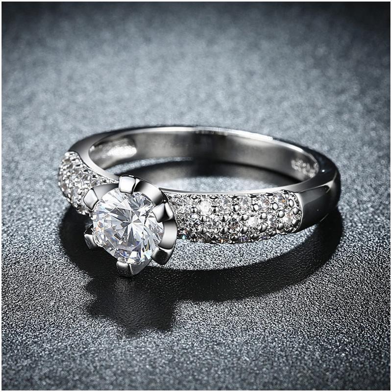 R812-C Couple Love Gold Ring铂金订婚戒指男女钻石情侣简约日韩送女朋友七夕情人节礼物
