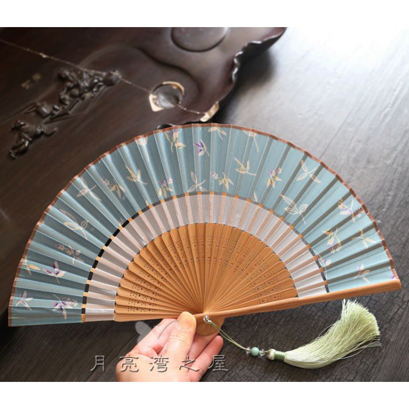 人气精品6寸夏季女扇日用扇双截扇面折叠携带小扇子旗袍扇淡蓝 三维工匠 粉色+小扇坠高清大图