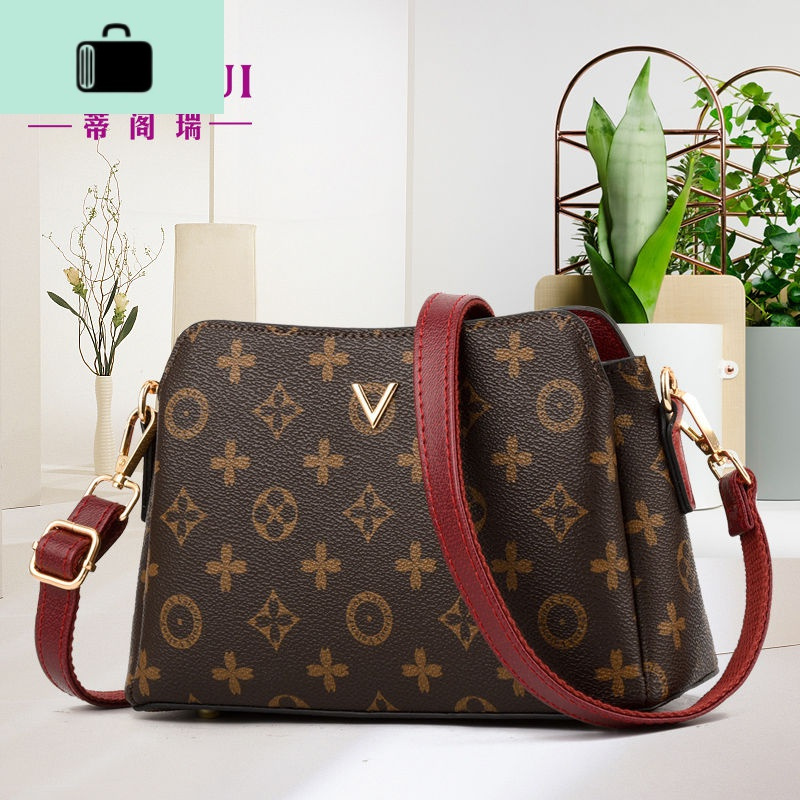 轻奢洋气小众斜挎包女包2020新款百搭气质女士包包单肩小包妈妈包new