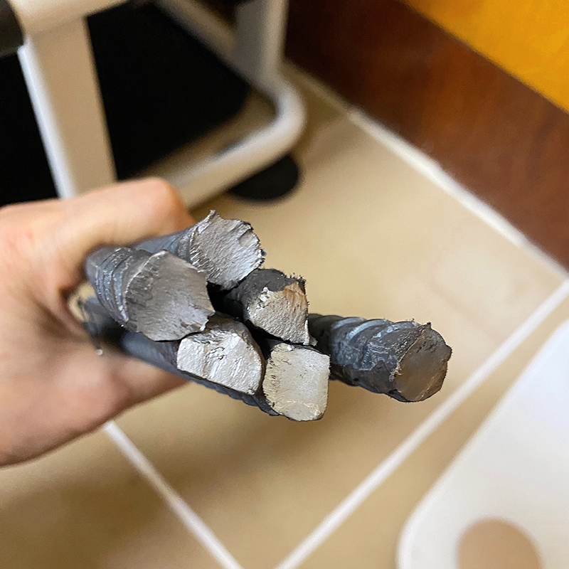 洋蝲蝲 螺纹钢 12mmHRB400 单位:kg高清大图