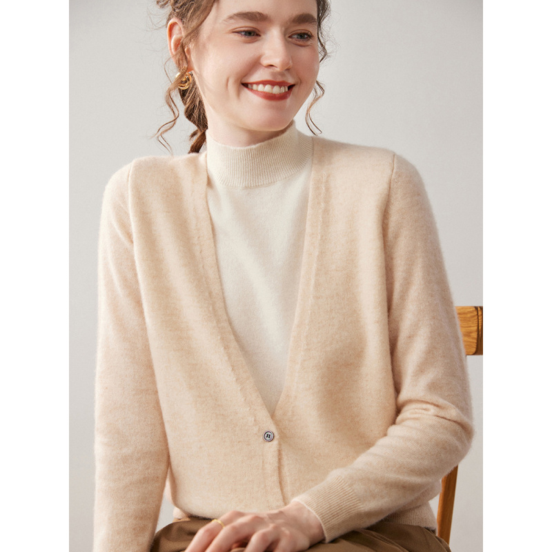 假两件半高领纯色山羊绒衫秋冬新款女士时尚针织打底外套女毛衣女