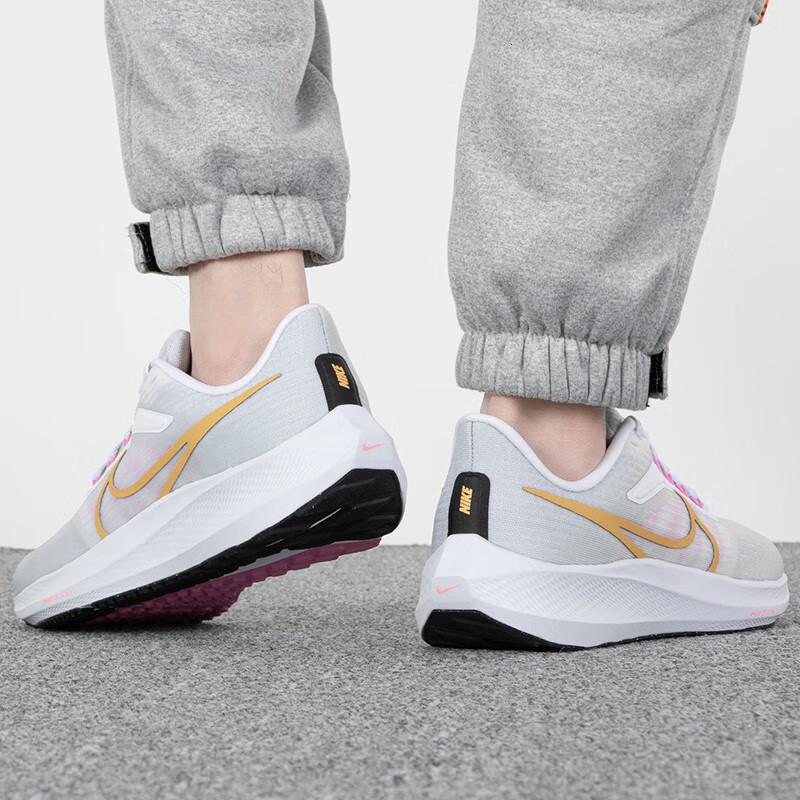 耐克（NIKE）女鞋AIRZOOM飞马39运动鞋网面鞋减震跑步鞋DH4072浅灰DH_217高清大图