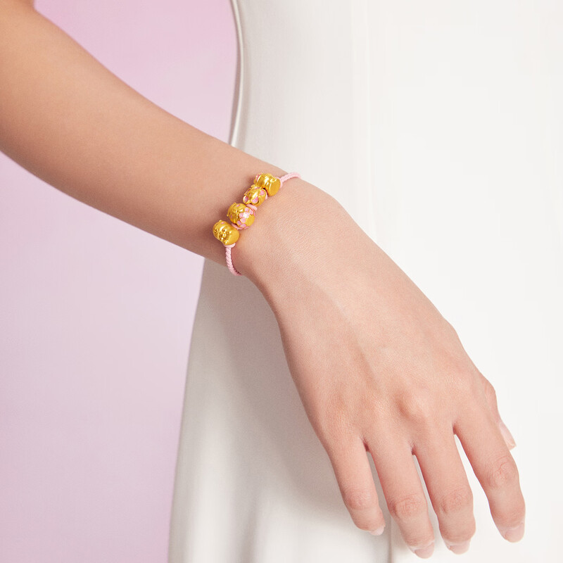 周大福SOINLOVE 宝藏女孩萌宠吉福小金豚黄金足金转运珠配绳多款VR1688高清大图