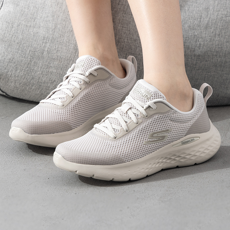Skechers斯凯奇女鞋休闲鞋新款透气运动软底网面跑步鞋129426-NAT ZP