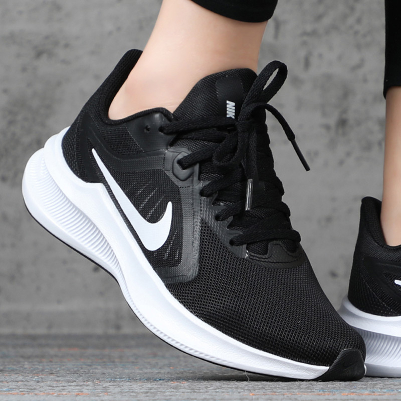 Nike/耐克 女鞋21新款WMNS NIKE 10舒适轻便缓震运动鞋跑步鞋 CI9984-001
