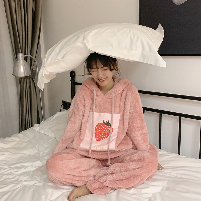 波迷娜(BOMINA)冬季2021新款韩版甜美莓睡衣女装宽松舒适休闲服睡裙 毛毛莓裙 均码