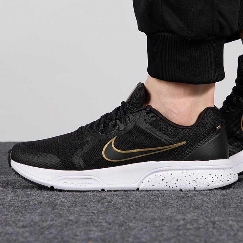 nike耐克跑步鞋男鞋2021冬季新款zoom气垫减震运动鞋dc8996009