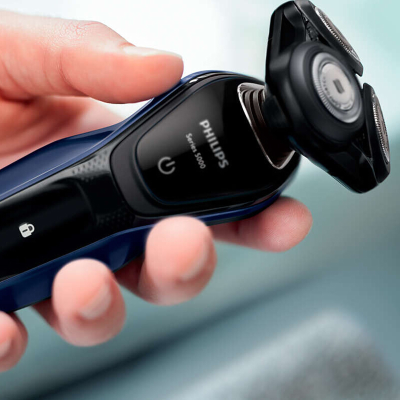 飞利浦(Philips)电动剃须刀 S5081/04 充电旋转式刮胡刀胡须刀配鬓角刀一小时快充 干湿两用三刀头全身水洗