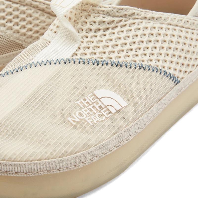 北面(The North Face)男鞋低帮运动鞋品牌鞋垫徽标装饰跑步鞋户外