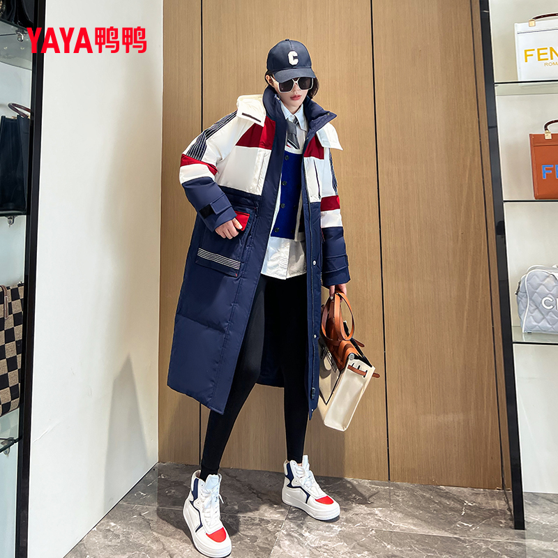 鸭鸭新款鹅绒时尚羽绒服女长款冬季连帽收腰外套