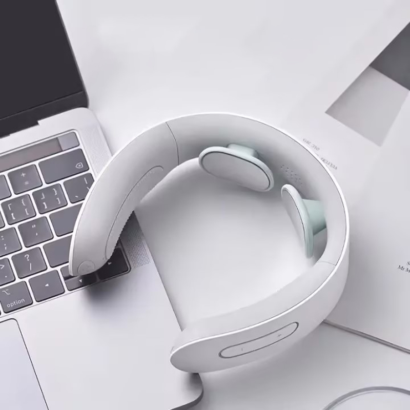 小熊颈椎按摩器颈部按摩仪肩颈护理脉冲肩颈按摩AMQ-B04K1高清大图