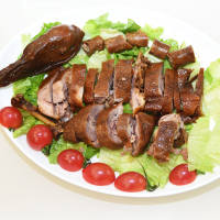 屋下鹅 酱鹅肉1150g 板鹅卤鹅肉开袋即食真空包装礼盒装整只