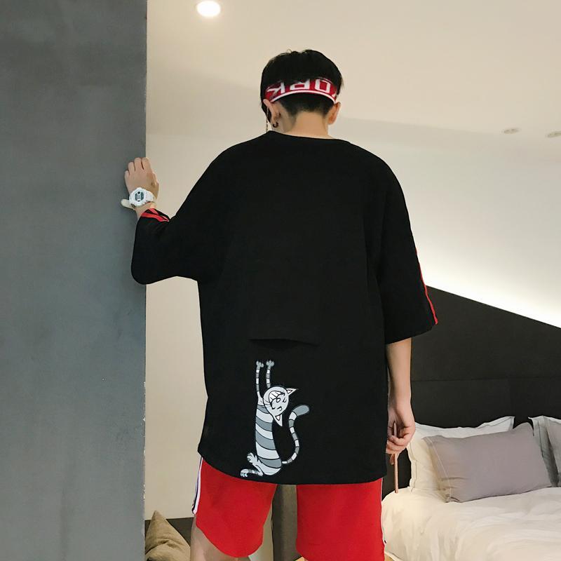 2018夏装年轻港风男士短袖T恤卡通小猫印花宽松圆领个性半袖上衣