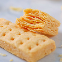 健元堂无糖精咸蛋黄酥饼干卡脂热量糕点代餐低0孕妇休闲小吃早餐零食品