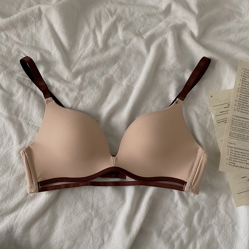 yunwuxin无钢圈内衣女小胸聚拢简约大胸显小文胸学生防下垂上托韩版