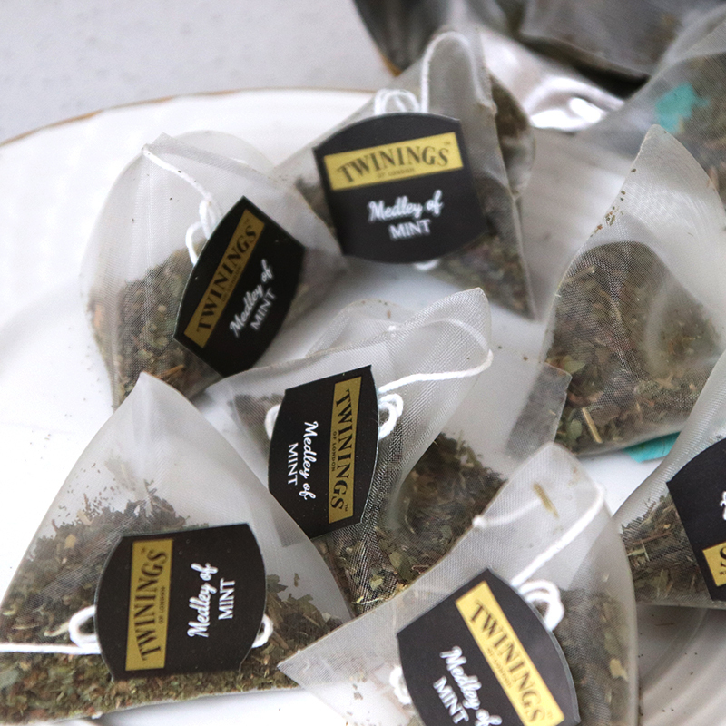 twinings英国川宁金毫英式早餐红茶15袋2盒袋泡茶三角茶包大叶白金