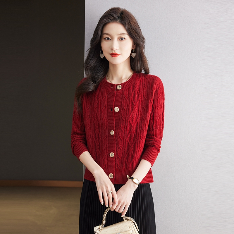 恒源祥女士粗毛线针织衫24秋冬新款圆领长袖上衣纯色单排纽扣开衫