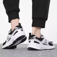 SKECHERS斯凯奇男子新款低帮舒适透气轻便耐磨减震跑步鞋894054-BKW ZP