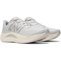 新百伦(New Balance)女士跑鞋舒适缓震科技感十足专业训练竞速休