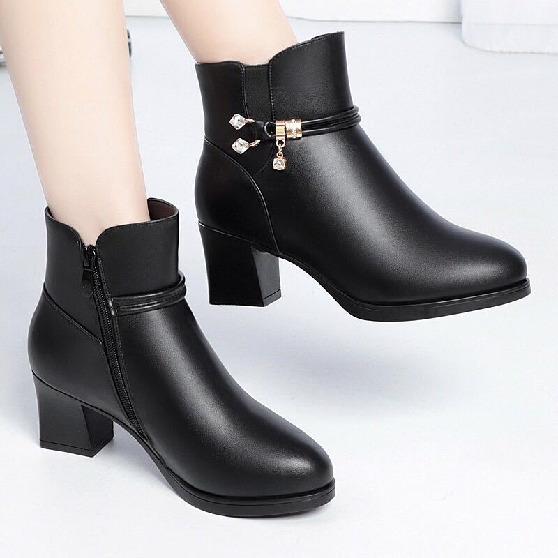 妈妈棉鞋女防滑中跟冬季加绒粗跟鞋子女短靴中老年女士大码皮鞋女1225