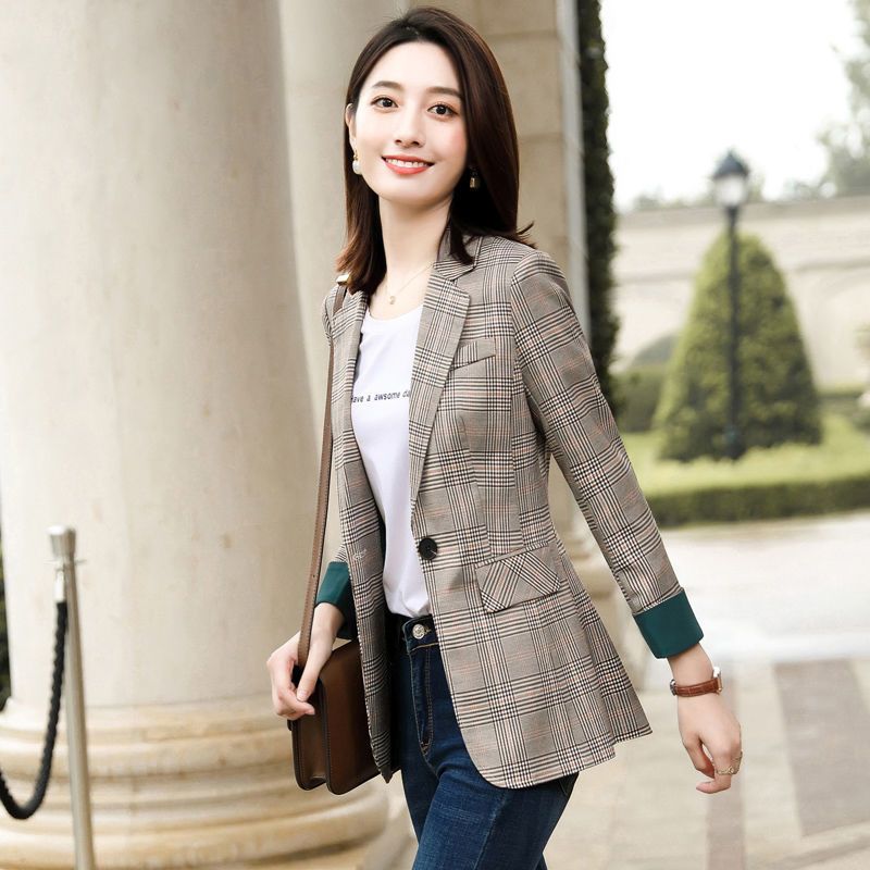 格子长袖小西装女外套洋气春秋季新款韩版休闲百搭修身女士西服潮